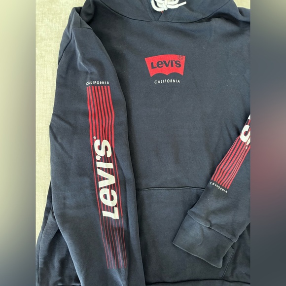 Navy Levi’s sweater. Size Large. - Picture 2 of 2